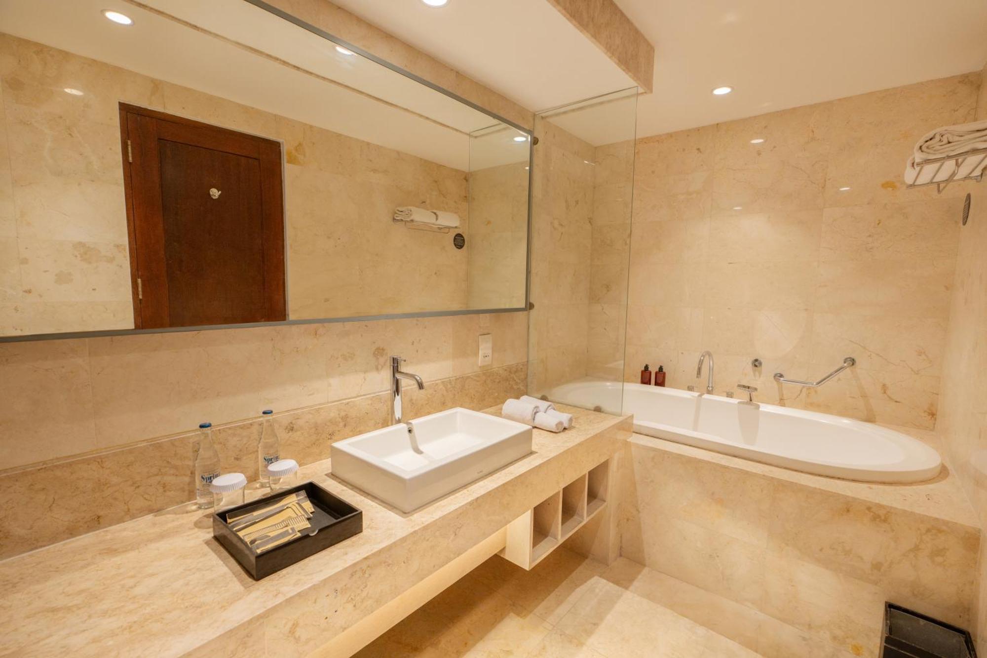 Kuta Angel Hotel מראה חיצוני תמונה